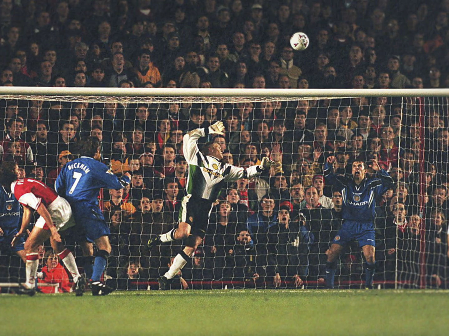 Prime Video: Fever Pitch : The Rise Of The Premier League - Season 1