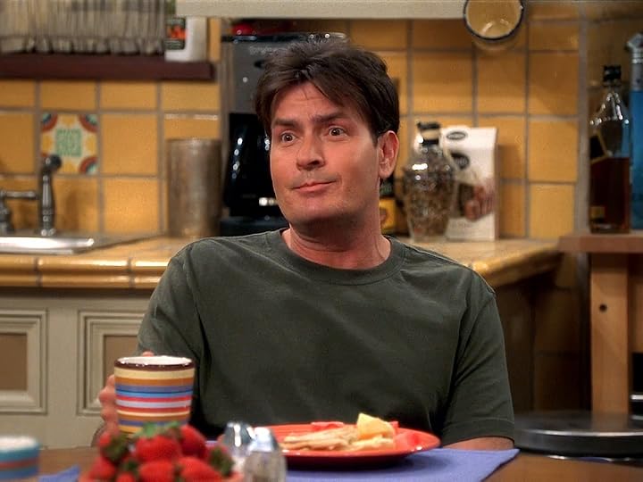 Prime Video: Two and a Half Men: The Complete Fifth Season