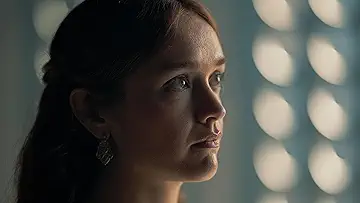 Rhaenyra Targaryen (Emma D'Arcy) announces she wants Aegon Targaryen (Tom Glynn-Carney) dead in House of the Dragon Season 2 Episode 1, 'A Son for a Son'.