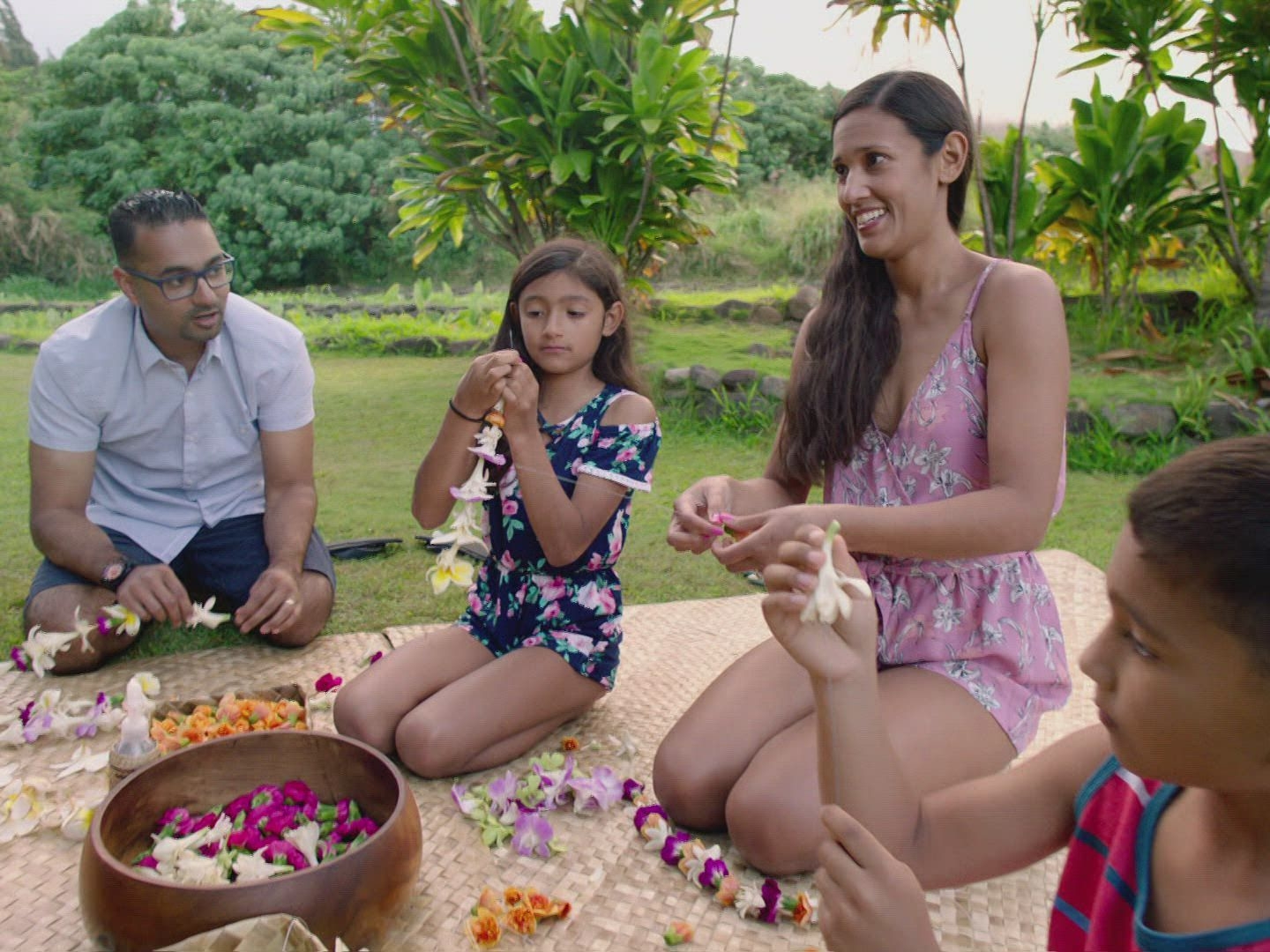 Prime Video: Hawaii Hunters - Season 1