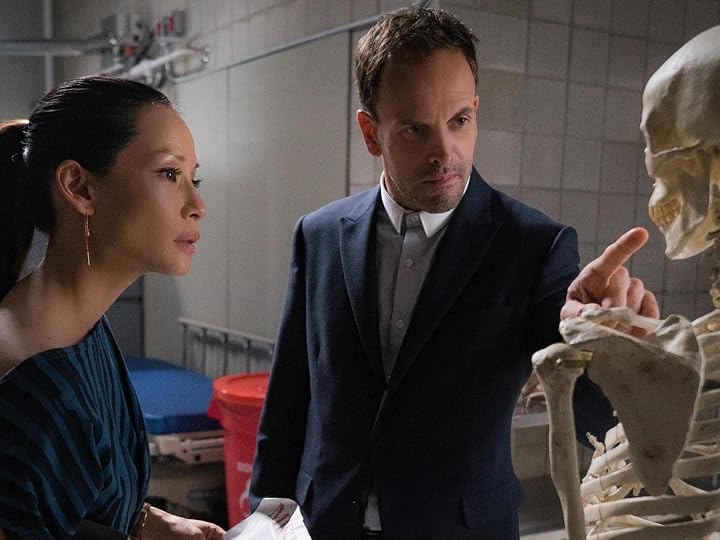Prime Video: Elementary - Saison 4