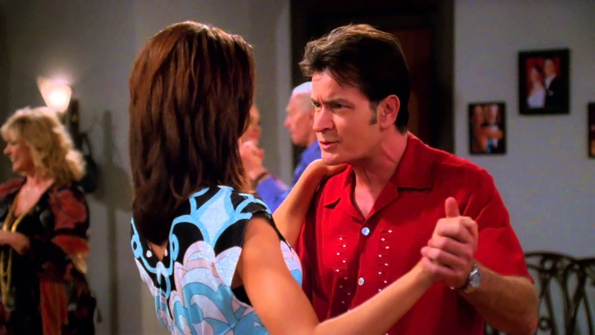 Two And Half Man Staffel Online Schauen Amazon.de: Two and a Half Men - Staffel 7 [dt./OV] ansehen | Prime Video