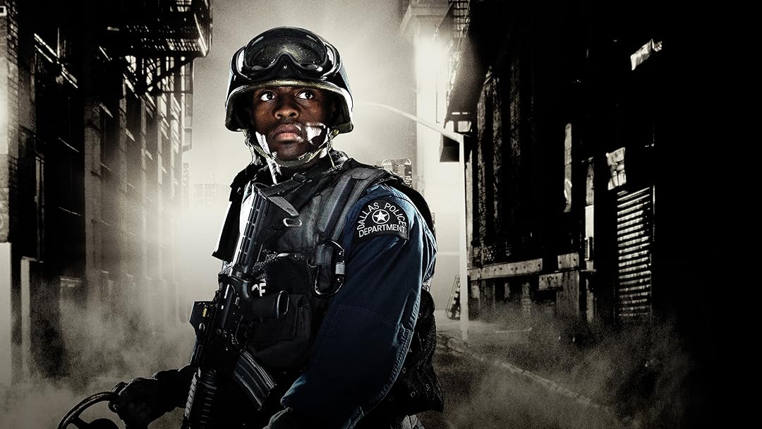 Amazon Co Jp Swat 危険なミッション チャールズ トレメイン ジョン X キム Prime Video