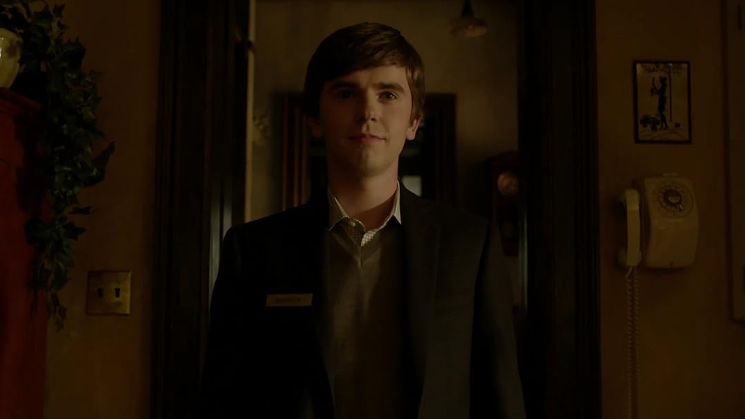 Amazon Co Jp ベイツ モーテル シーズン5 字幕版 ヴェラ ファーミガ フレディ ハイモア マックス シエリオット オリヴィア クック ネスター カーボネル カールトン キューズ ケリー エーリン カールトン キューズ ケリー エーリン アンソニー