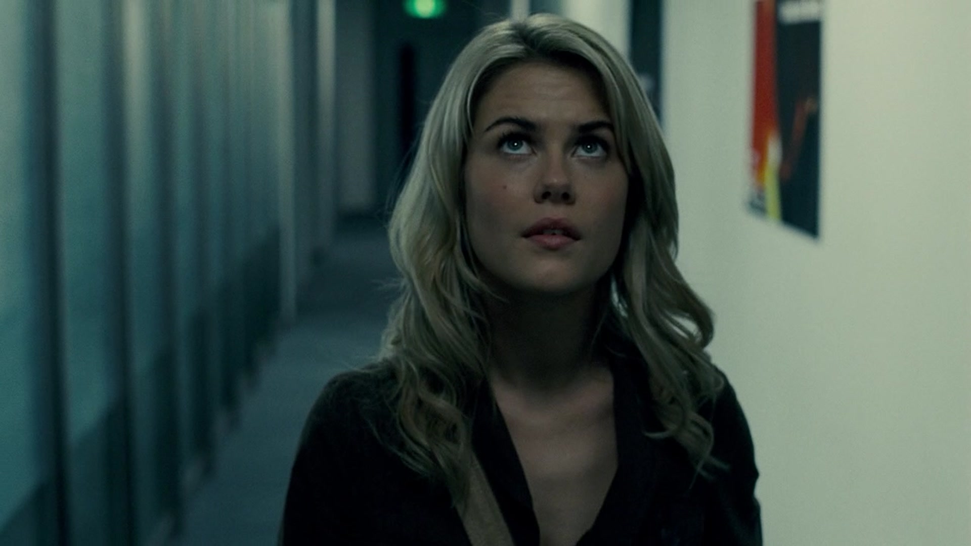 Shutter 字幕版 落合正幸 Prime Video Amazon Co Jp