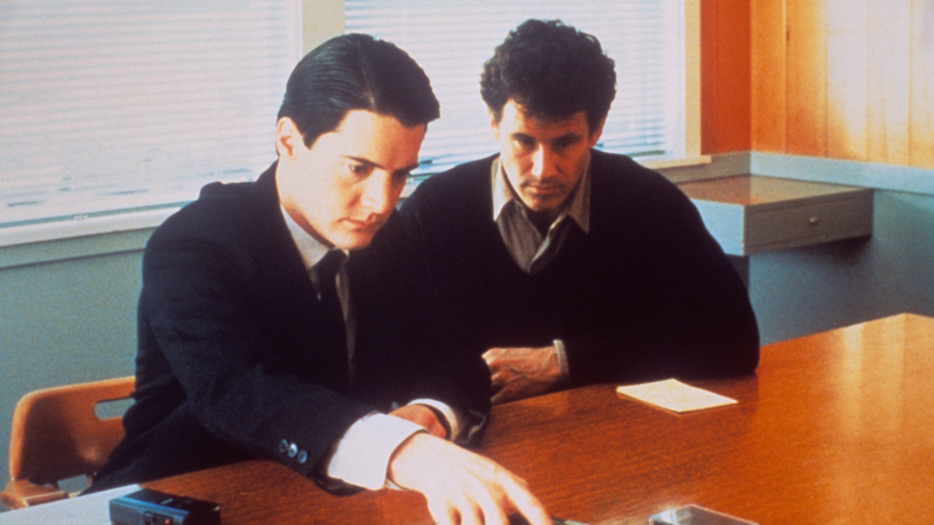 Amazon Co Jp ツイン ピークス ファースト シーズン 吹替版 を観る Prime Video