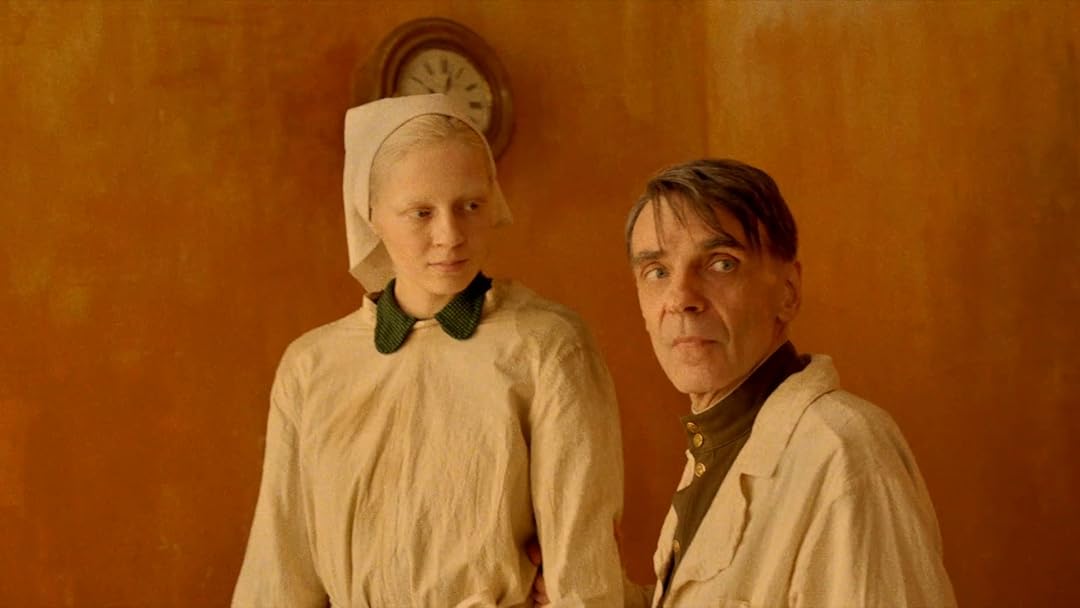 Watch Beanpole Prime Video