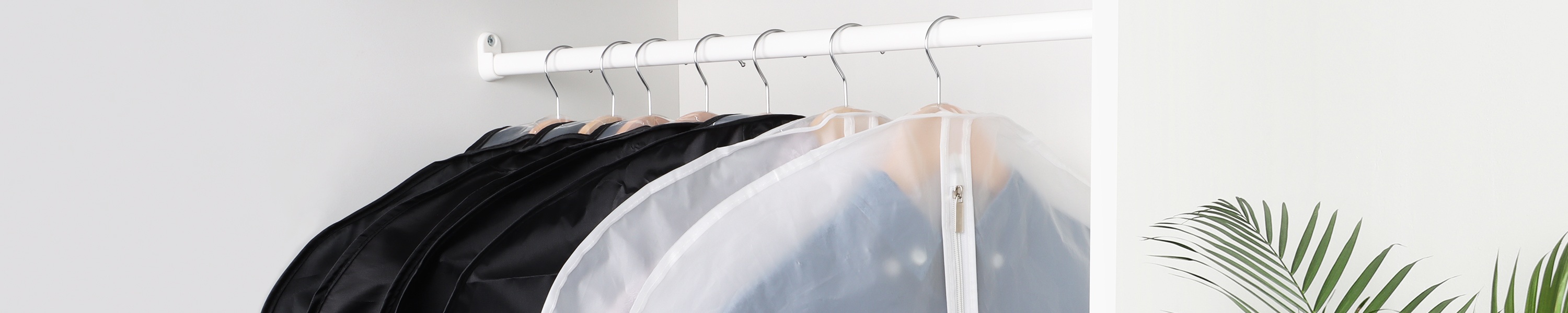 Bulk storage garment bag set for closet organization