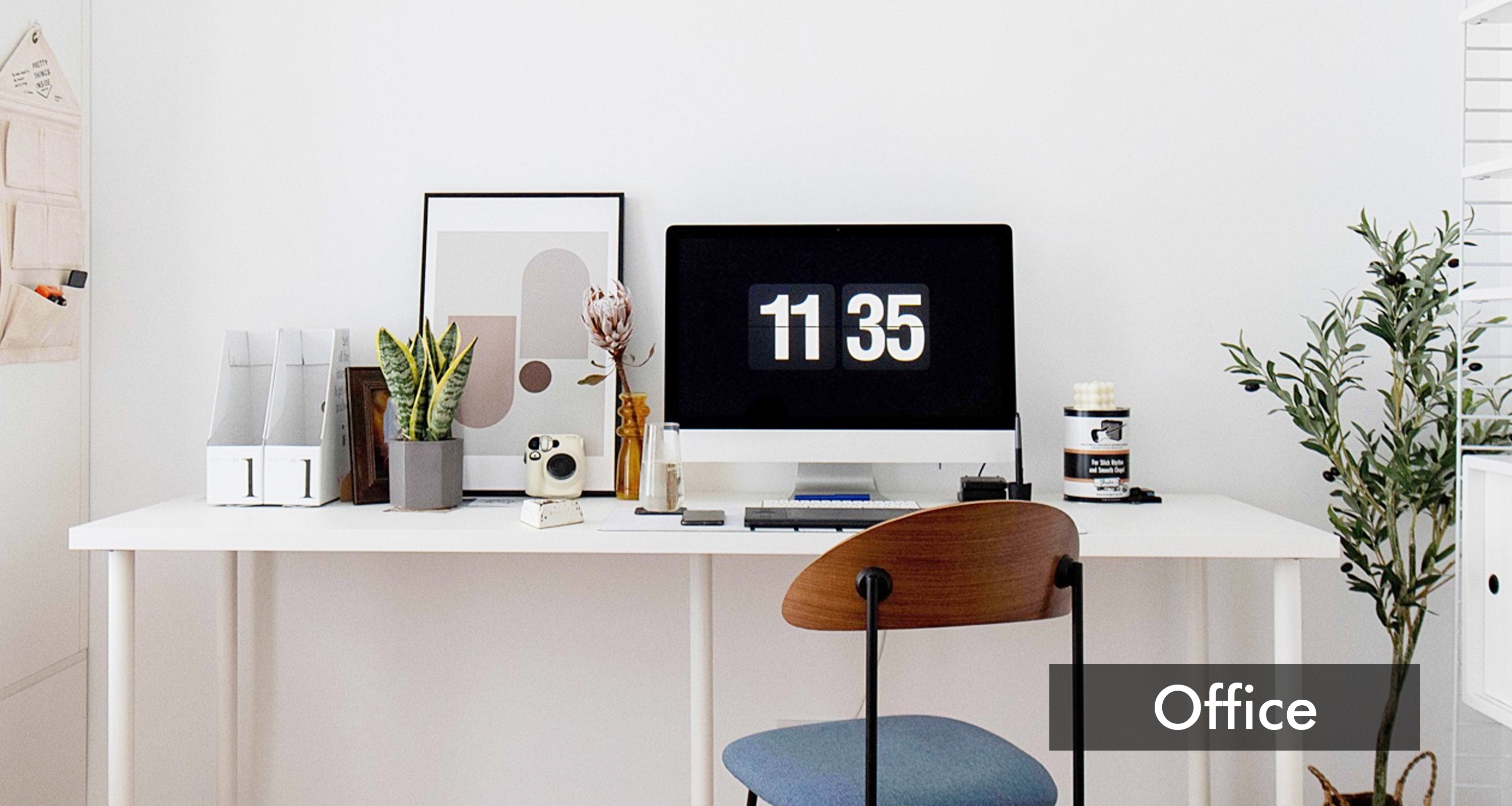 SCOAGE LIGHT UP WALL CLOCK